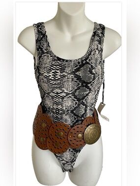 ELLIE & KATE Chic NWT Animal SNAKESKIN Print BODYSUIT Top Size Small